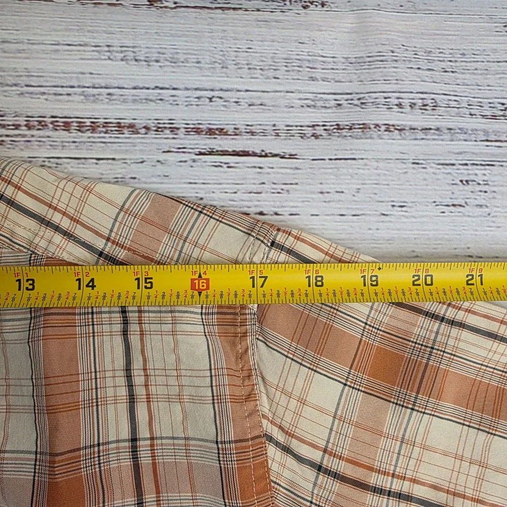 The North Face Mens Orange Plaid Short Sleeve Hiking Shirt A09R Medium